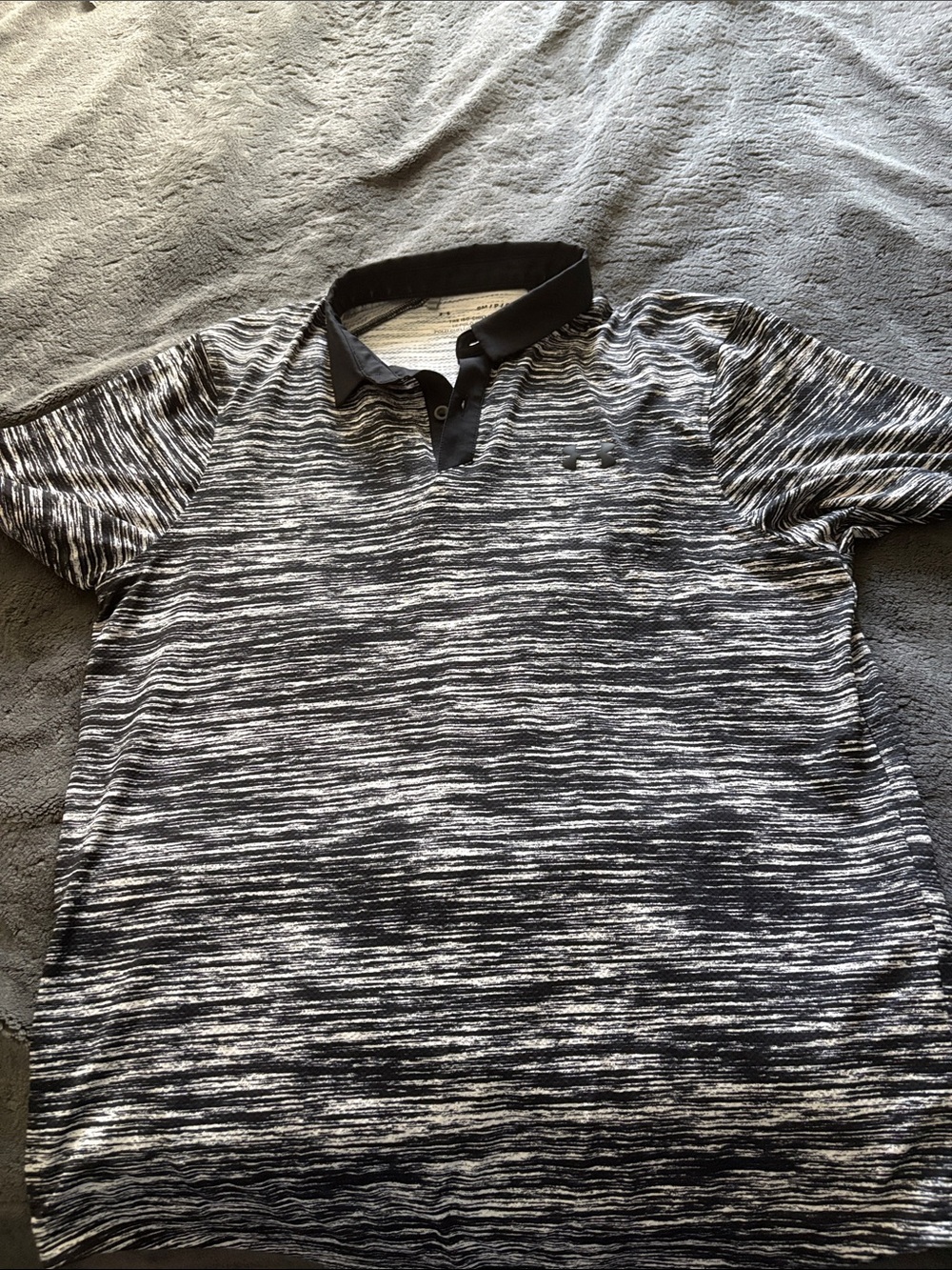 Under Armour Men's Black & White Striped iso-chill Polo